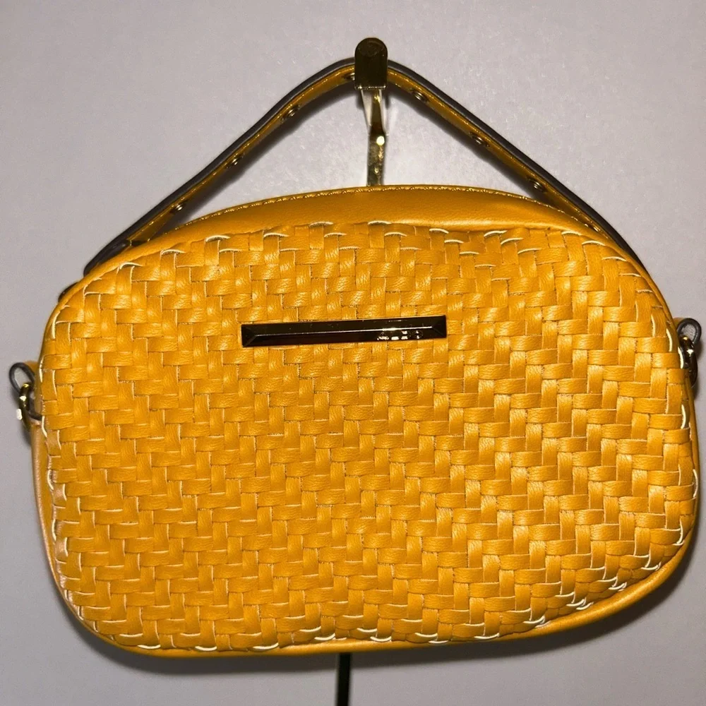 NWOT Aldo mustard yellow mini belt bag - Picture 1 of 6